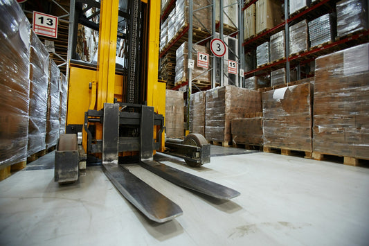 Top Features to Look for in Electric Pallet Trucks - SUNMAX