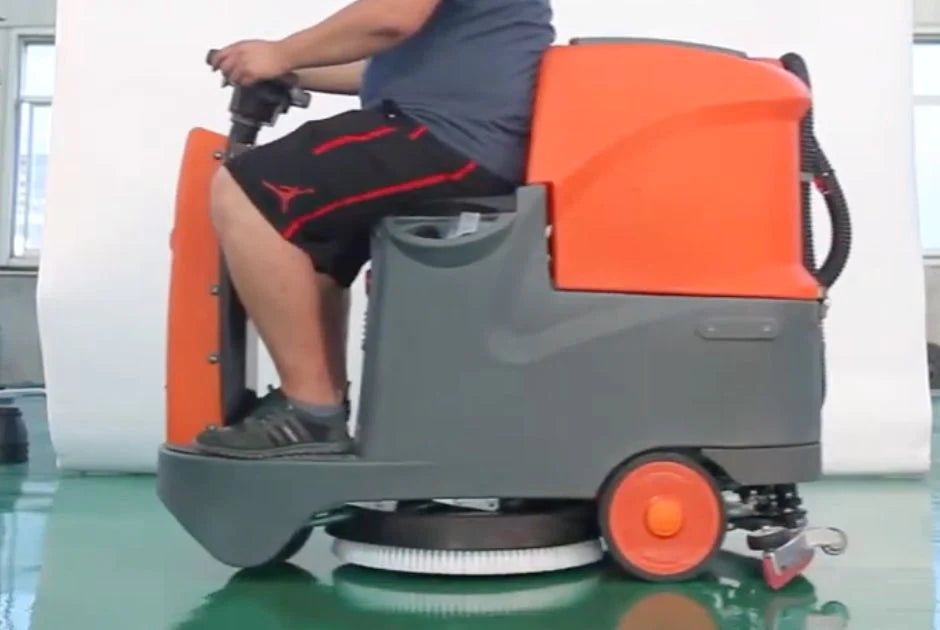 RT70-floor scrubber